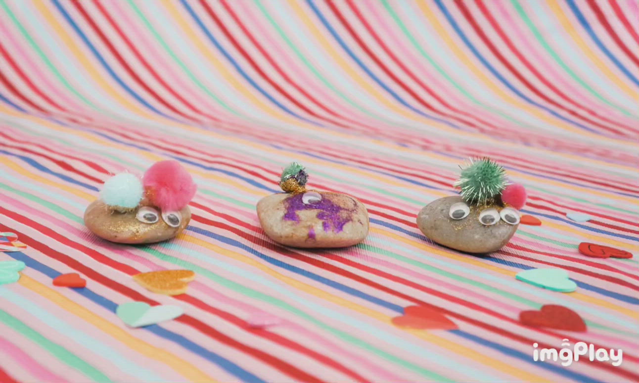 Load video: Rock Buddies | Pre-Packaged Valentine Gift